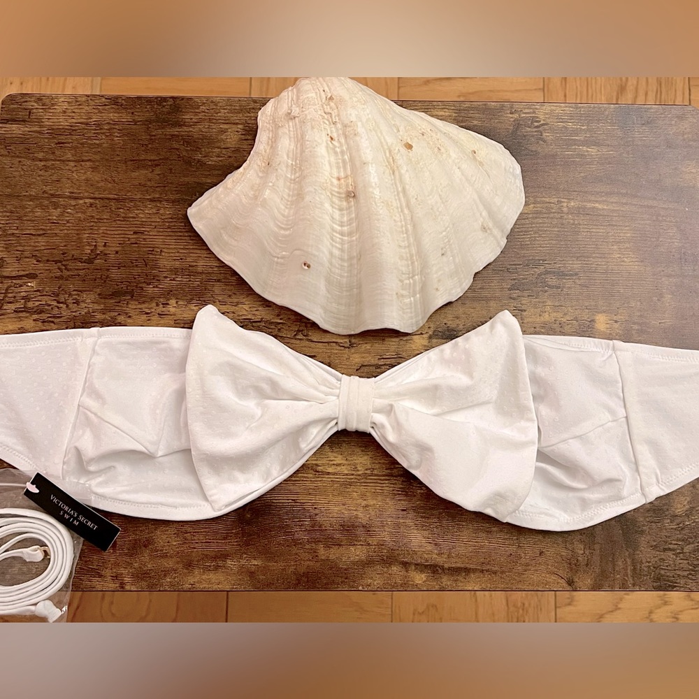 Victoria’s Secret white bikini top